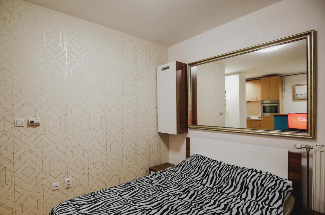 Prestige Apartment 上米拉诺瓦茨 外观 照片