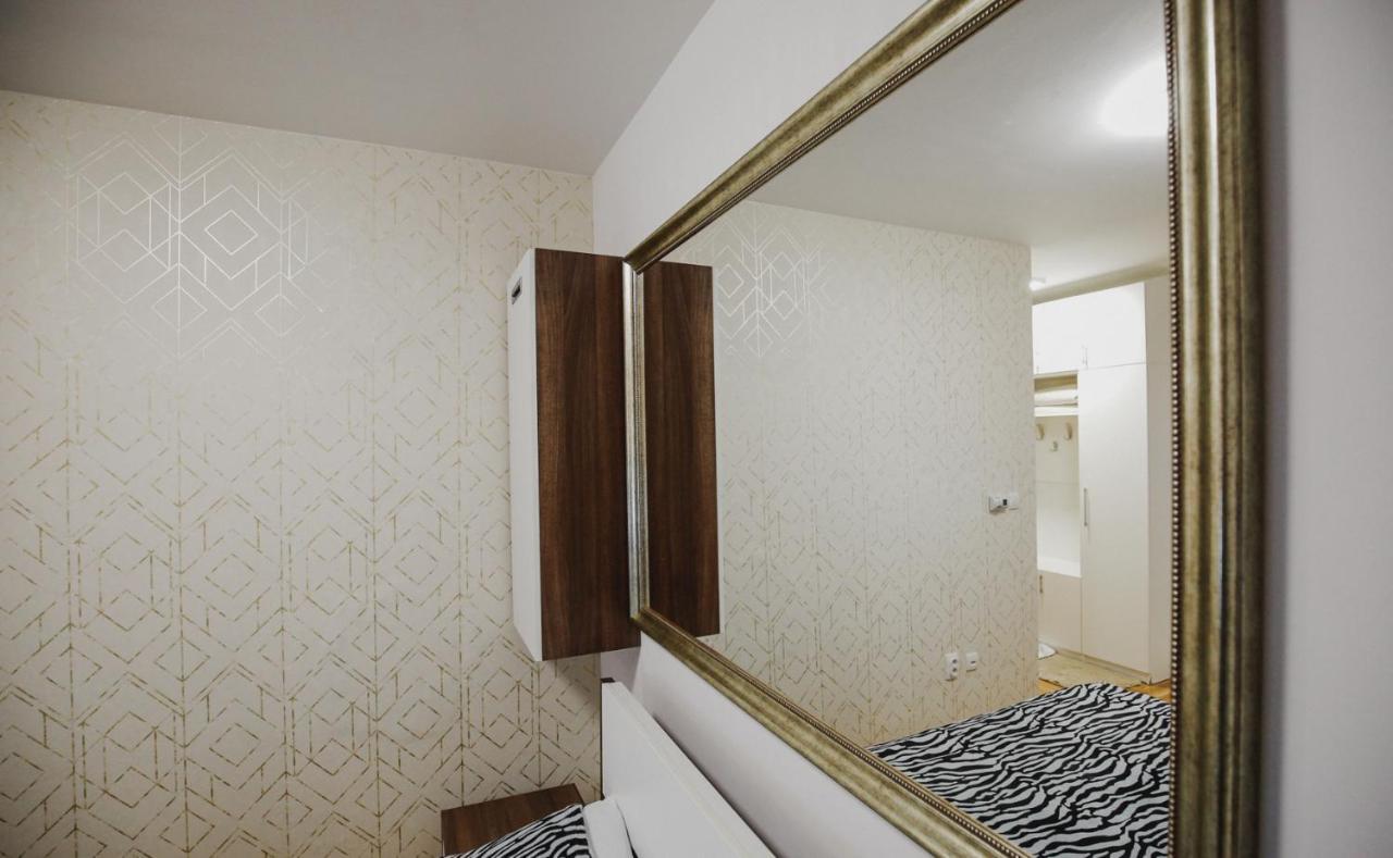 Prestige Apartment 上米拉诺瓦茨 外观 照片